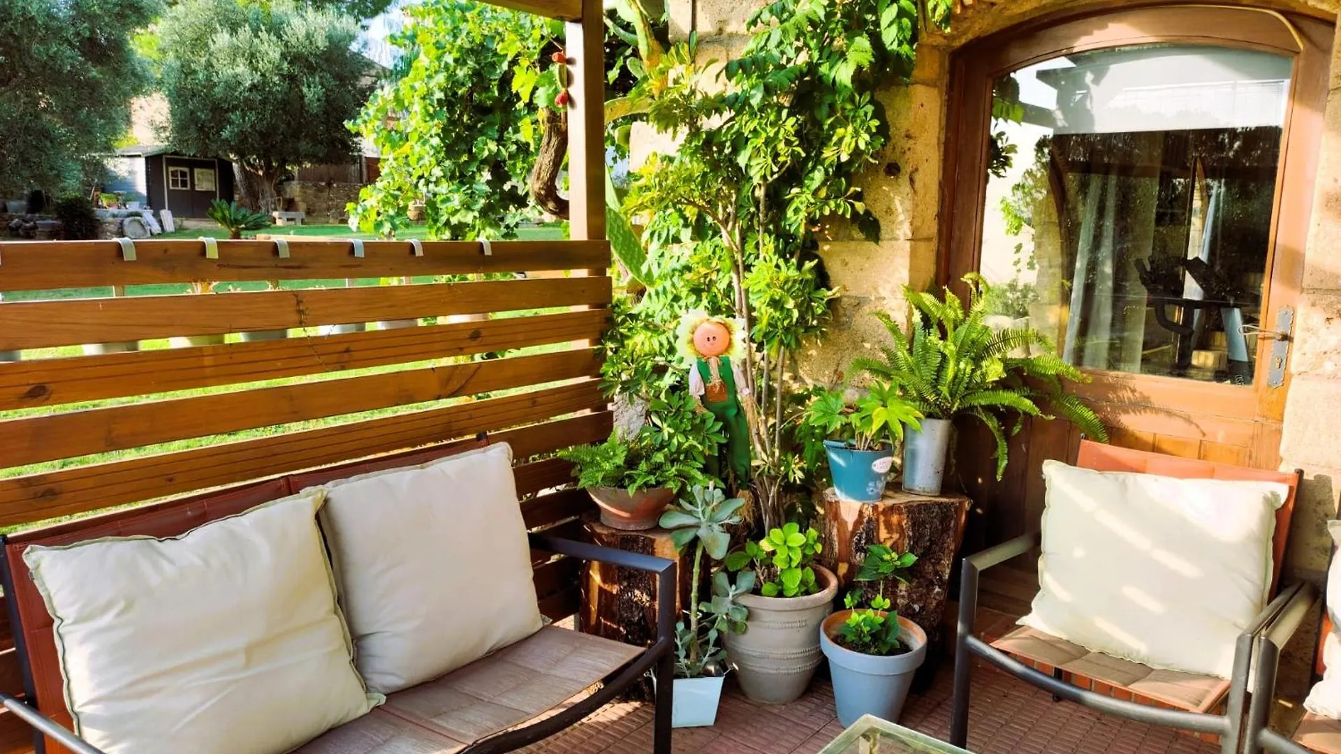 La Masia Costa Brava -Adults Only Garrigas Bed & Breakfast